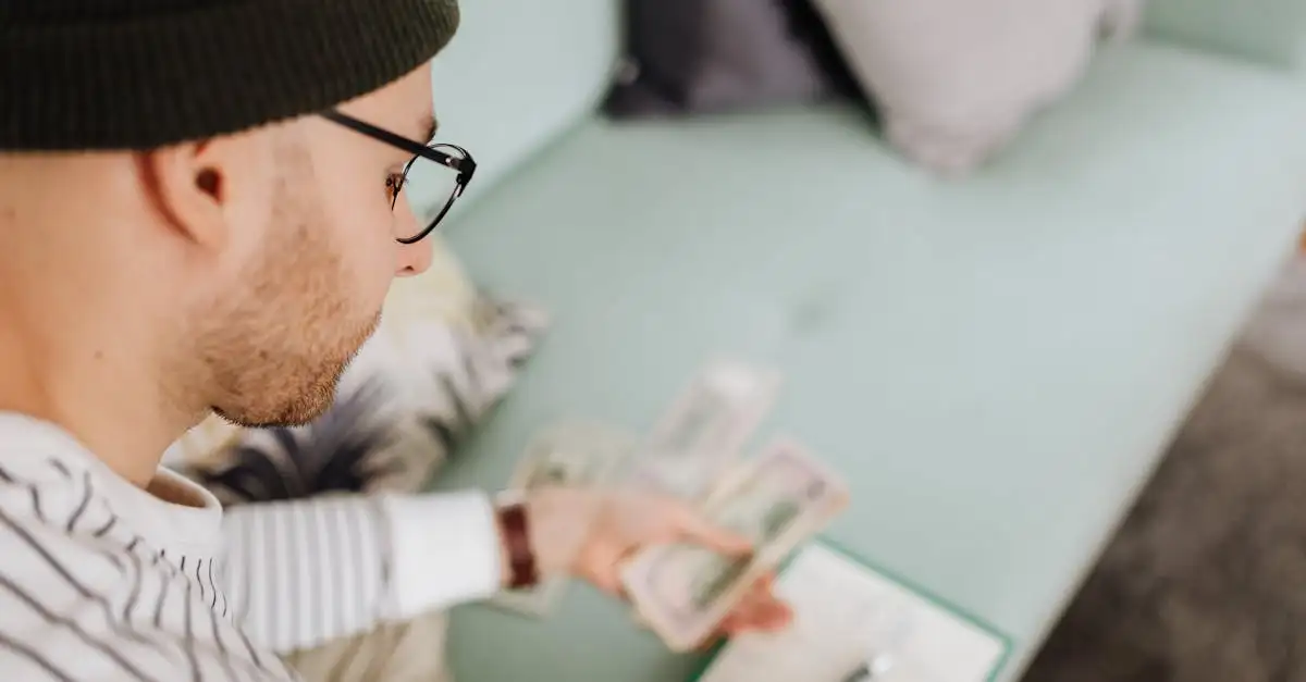 Kosten op jezelf wonen: budgetteren en besparen